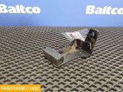 Кронштейн фары левый