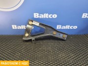 Кронштейн брызговика левый