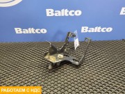 Кронштейн ускорительного клапана