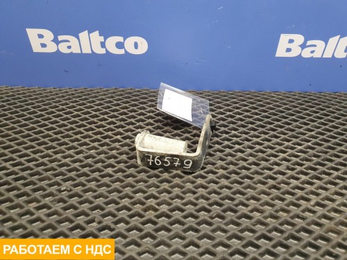 Кронштейн защиты фары левый